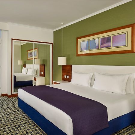 Holiday Inn Algarve - Armação de Pêra, an IHG Hotel Extérieur photo