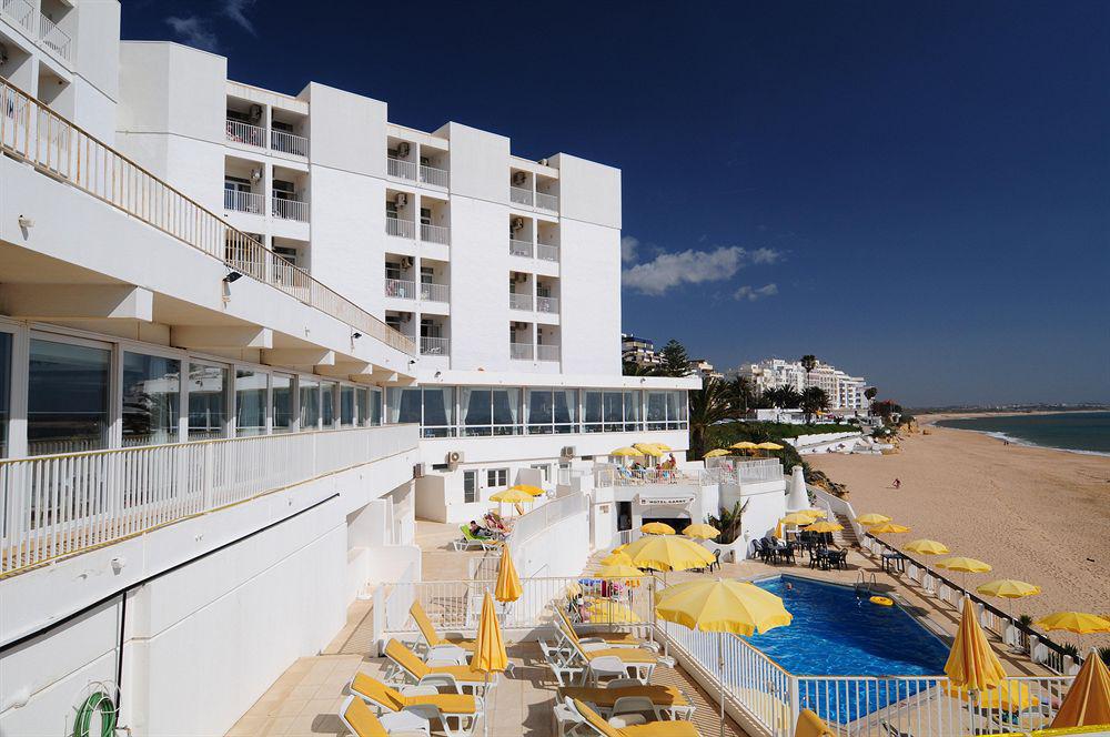 Holiday Inn Algarve - Armação de Pêra, an IHG Hotel Extérieur photo