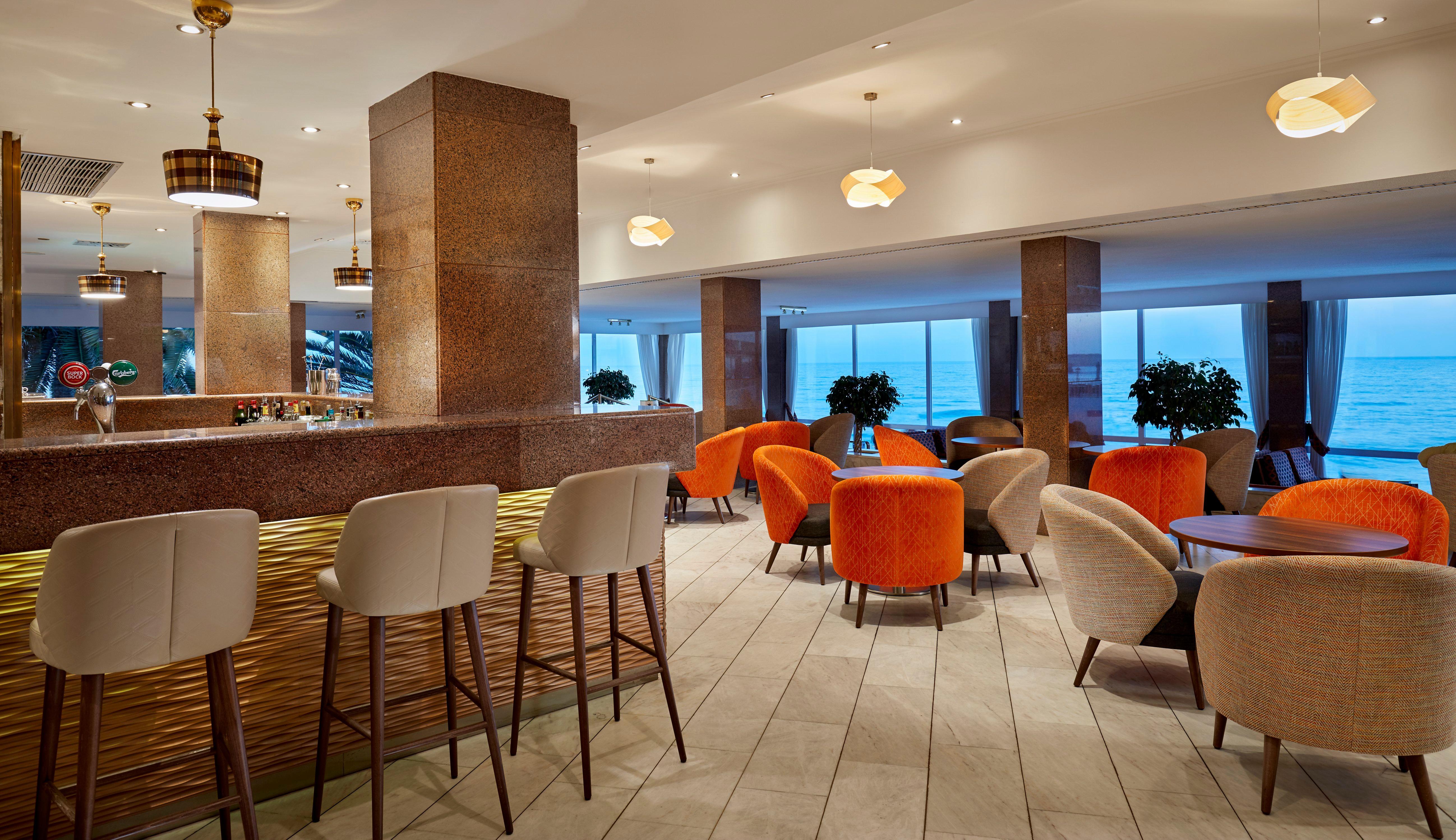 Holiday Inn Algarve - Armação de Pêra, an IHG Hotel Extérieur photo