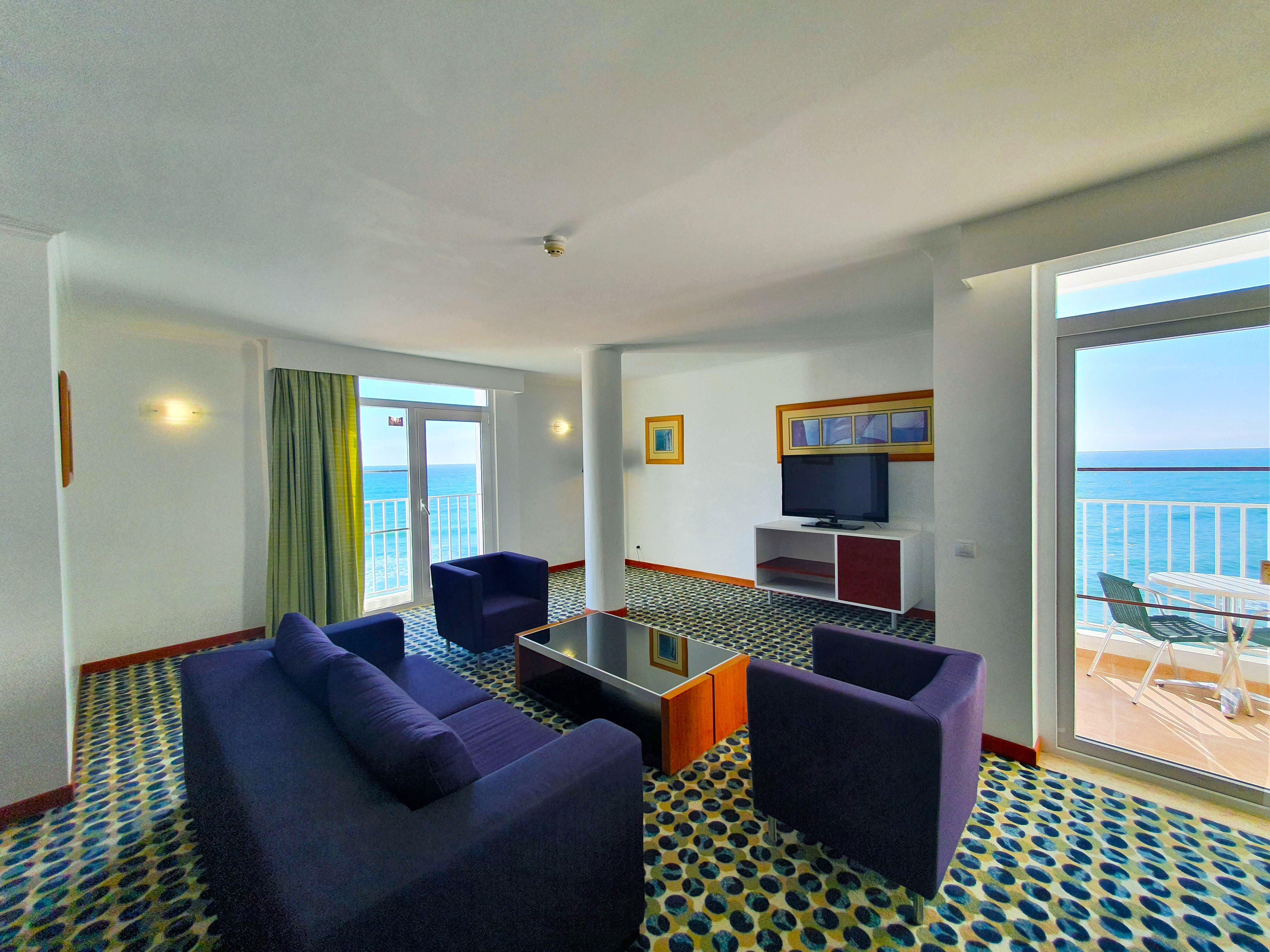 Holiday Inn Algarve - Armação de Pêra, an IHG Hotel Extérieur photo