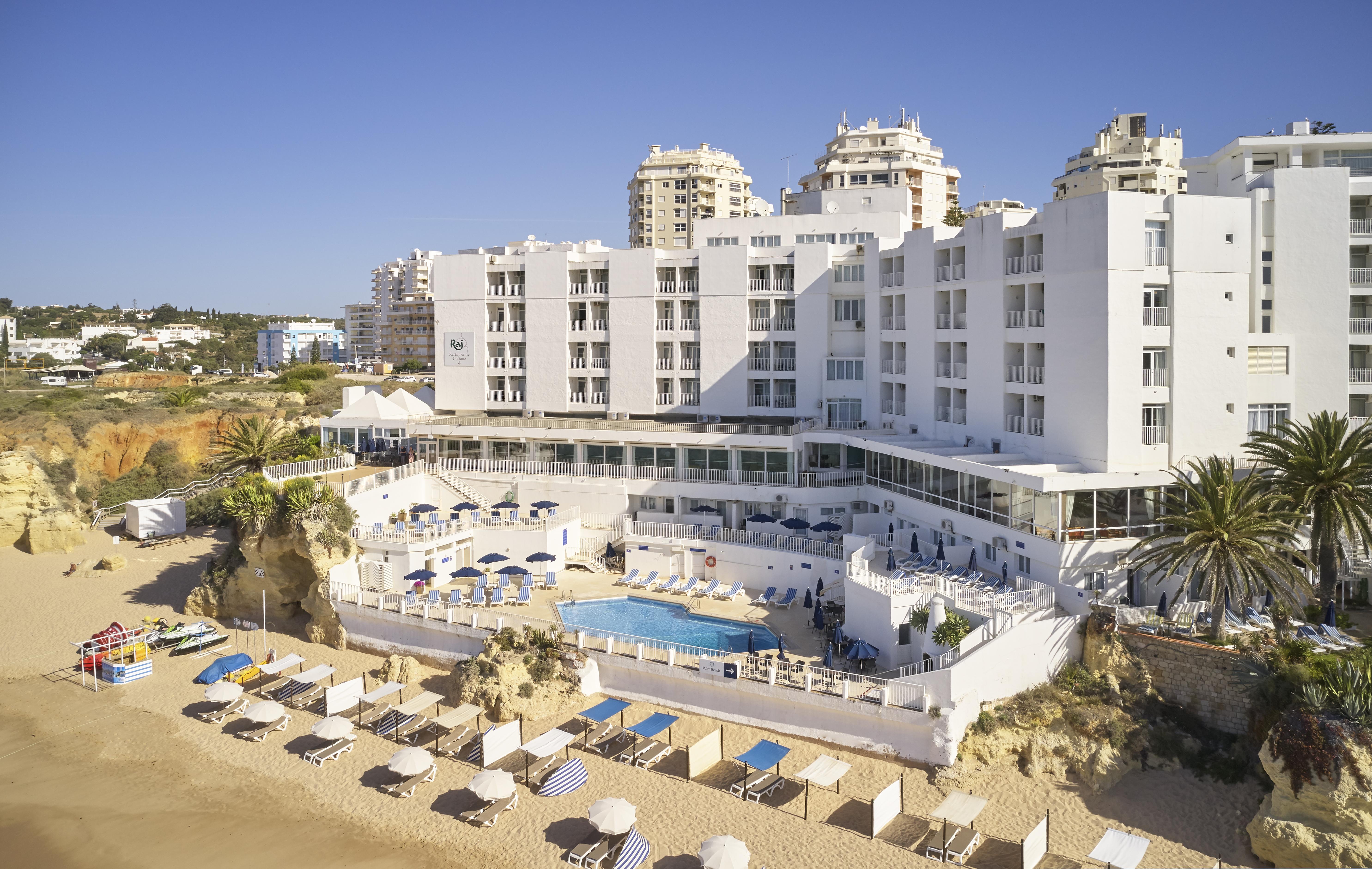 Holiday Inn Algarve - Armação de Pêra, an IHG Hotel Extérieur photo