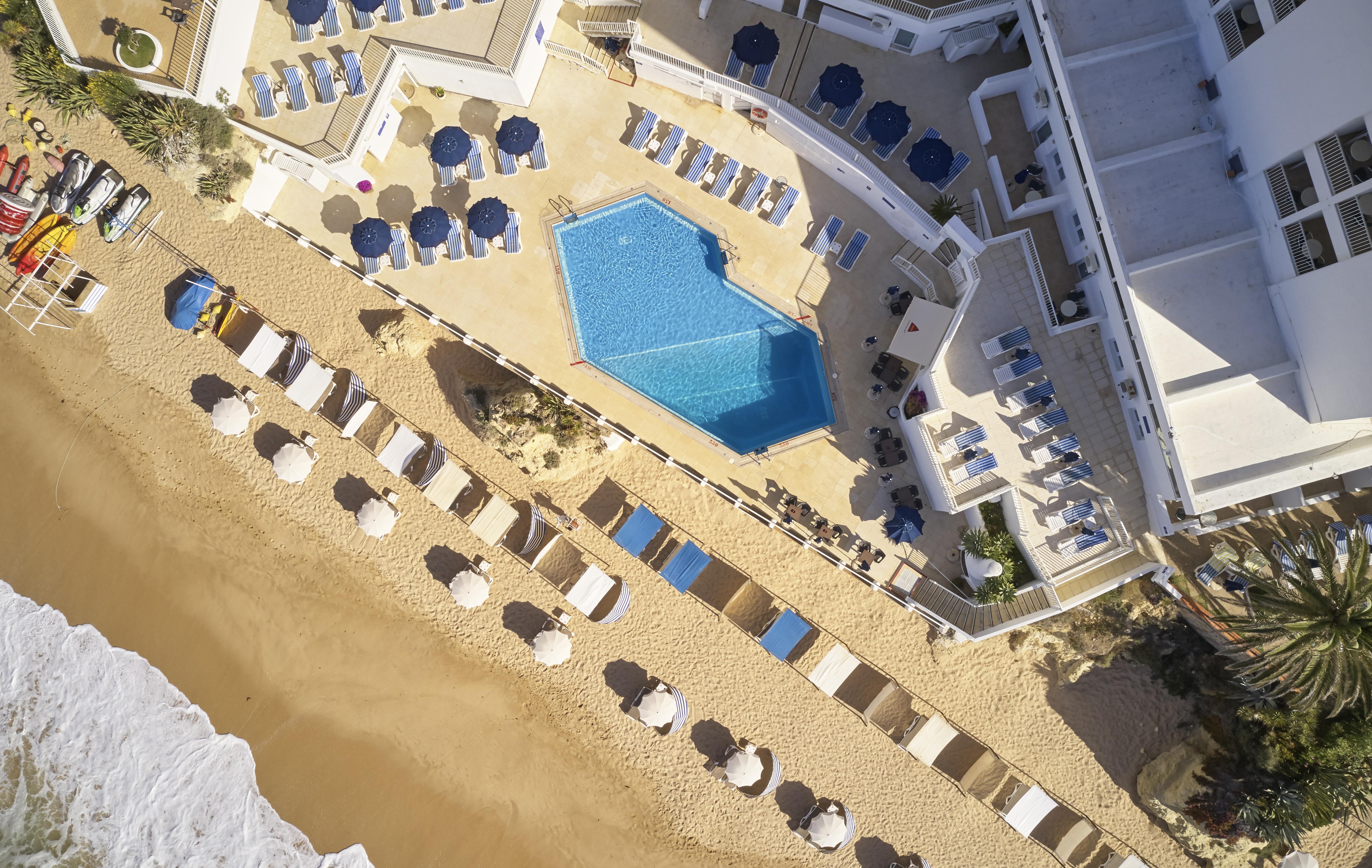 Holiday Inn Algarve - Armação de Pêra, an IHG Hotel Extérieur photo
