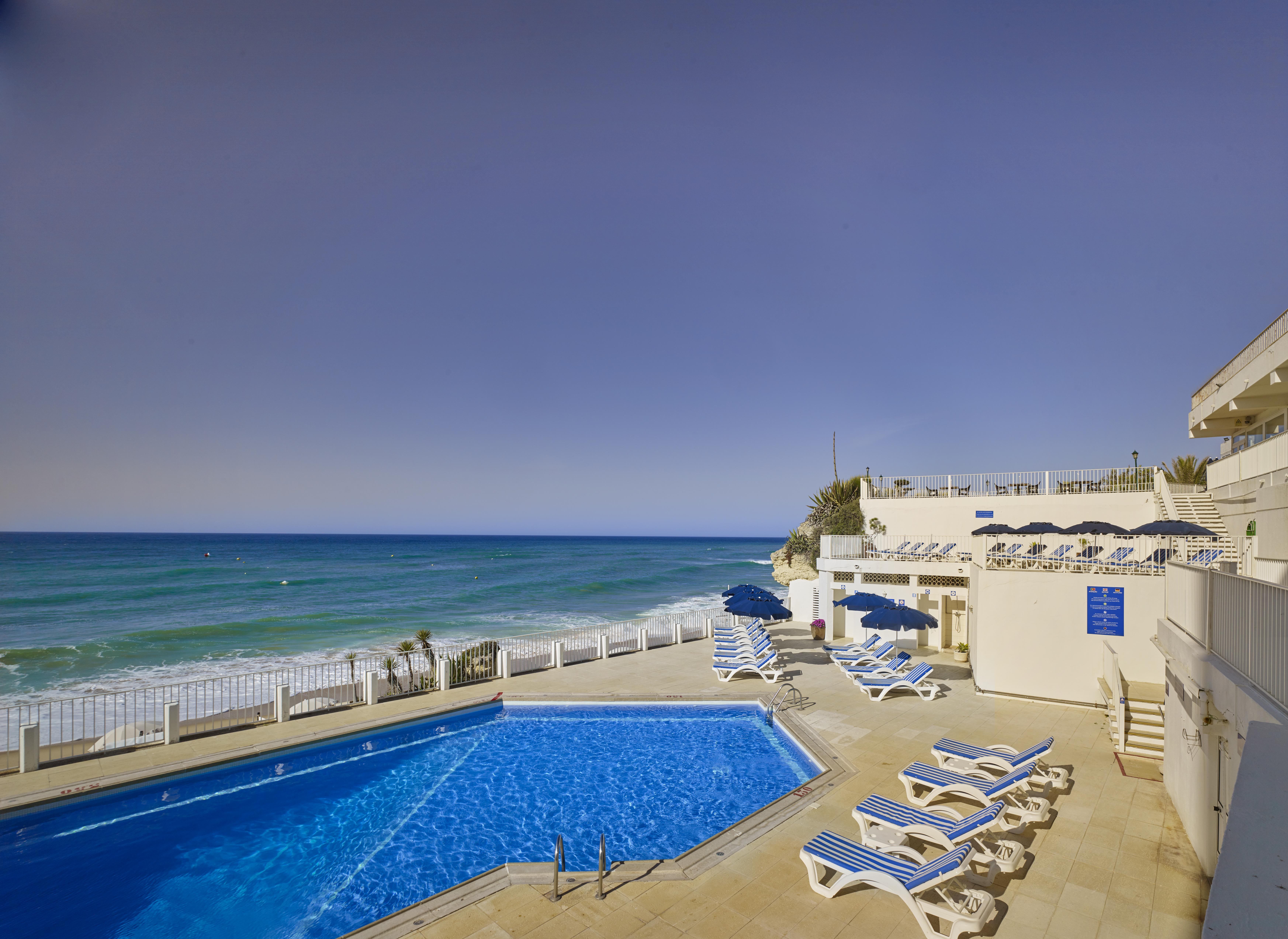 Holiday Inn Algarve - Armação de Pêra, an IHG Hotel Extérieur photo