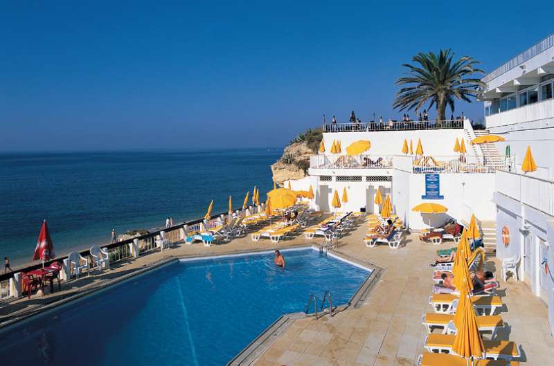 Holiday Inn Algarve - Armação de Pêra, an IHG Hotel Extérieur photo