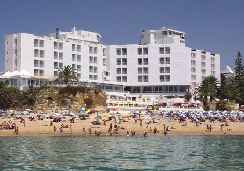 Holiday Inn Algarve - Armação de Pêra, an IHG Hotel Extérieur photo