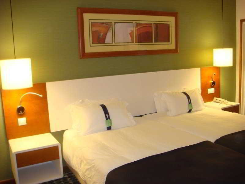 Holiday Inn Algarve - Armação de Pêra, an IHG Hotel Extérieur photo